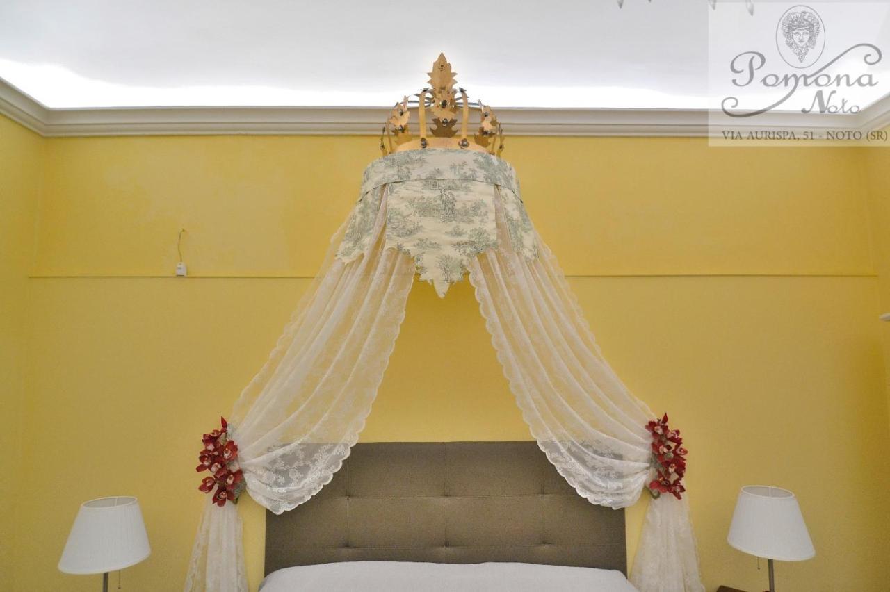 Pomona Noto Villa Bagian luar foto