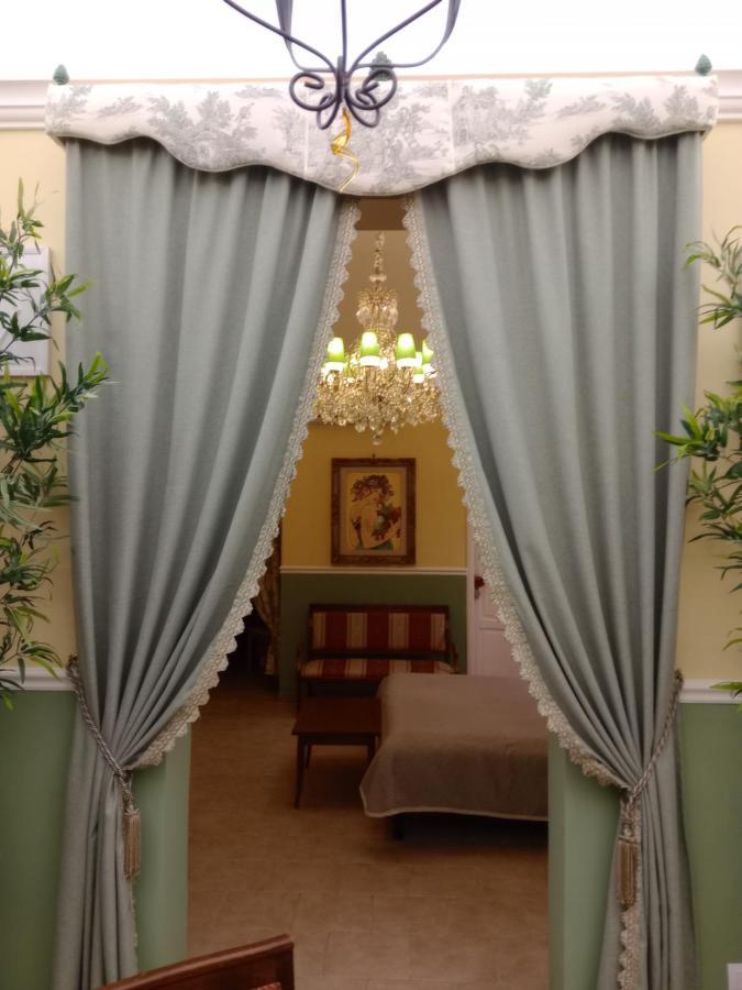 Pomona Noto Villa Bagian luar foto